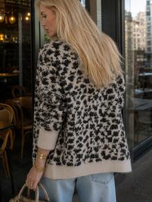New Autumn/Winter Women's Casual Minimalist Leopard Print V-Neck Cardigan Sweater Jacket - Khaki - View 4