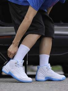 Nike Jordan Air Jordan 12 “French Blue 2.0”舒適百搭 防滑耐磨 高筒 復古籃球鞋 男款 白藍 - 白藍 - 查看 9