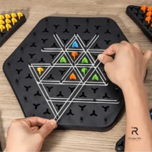 Jogo de Xadrez de Elástico Triângulo Jogo de Estratégia Brinquedo Geometria Cadeia Xadrez Puzzle Triângulo - Preto - Visão 5