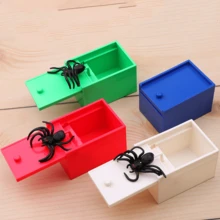 1pc Funny Spider Pop-Up Prank Toy, Creative Gag Box, Halloween Party/April Fools' Day Decoration Surprise Joke Toy, Funny Gift For Friends And Family - Multicolor - View 4