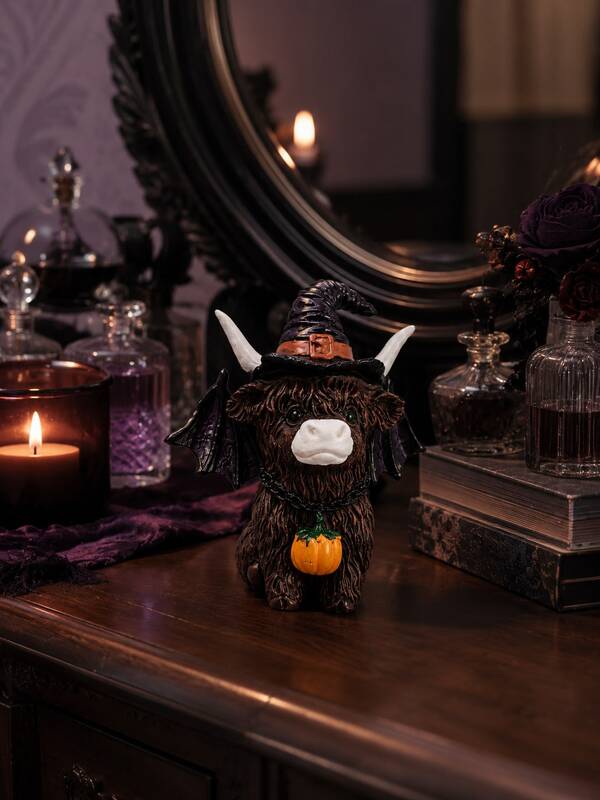 Gothic Highland Cow Halloween Statue, Black Witch Cow Figurine Wearing Bat Wings And Pumpkin Necklace, Cute Spooky Fall Decoration For Living Room, Bookshelf, Tiered Tray, Office Desk And Gift