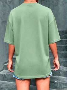 100% Cotton Crop Top T-Shirt With Gothic Lettering Foul Mouthed  , On Wooden Hanger, Glasses, Blue Jeans, Indoor Staircase, Vacation Outfitswomen - 基礎T-綠色 - 查看 5
