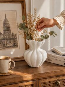 1pc Small White Ruffle Resin Vase, Modern Striped Pumpkin Shaped Dried Flower Holder, Bohemian Farmhouse Style Tabletop Decor, Suitable For Living Room, Bedroom, Entryway, Wedding Centerpiece And Housewarming Gift - Multiple Styles - View 4