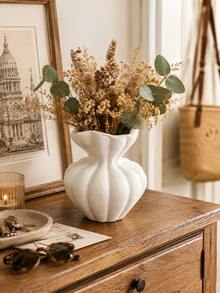 1pc Small White Ruffle Resin Vase, Modern Striped Pumpkin Shaped Dried Flower Holder, Bohemian Farmhouse Style Tabletop Decor, Suitable For Living Room, Bedroom, Entryway, Wedding Centerpiece And Housewarming Gift - Multiple Styles - View 6