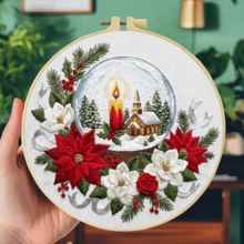 1件 20*20cm/7.9*7.9in聖誕系列刺繡套件,DIY手工刺繡套裝,適合成人初學者,居家禮物、女性縫藝禮物,含使用說明書、印花布料、刺繡框、針與線 - 聖誕節系列 - 查看 7