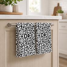 2pcs Leopard Print Kitchen Towels, Fashionable Wild Style Soft Fabric Rectangular Full Print Absorbent Hand Towels, Suitable For Kitchen, Dining Room, Home Gathering, Daily Home Decor, 4/6/8pcs Set - Multicolor - View 4