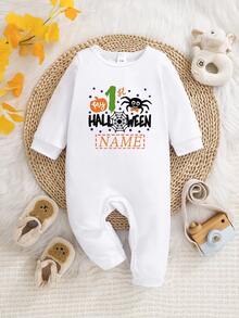 [مخصص] رومبير أطفال بأكمام طويلة "هالوين الأول" قابل للتخصيص باسم حصري ونص شخصي، ياقة دائرية مريحة وملابس كاجوال قطعة واحدة، متين وسهل العناية قابل للغسل في الغسالة للمواليد الجدد والزاحفين - أبيض - مشاهدة 1