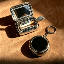 Vintage Carved Embossed Metal Portable Ashtray With Keychain, Can Be Hung On Backpack, Sealed Leak-Proof Odorless Pocket Mini Ashtray, Smooth Flip Lid Durable Container, Suitable For Car, Camping, Outdoor Travel, Daily Use, 4 Pattern Options - Amber - View 14