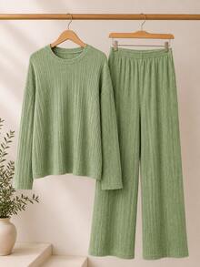 Women Two-Piece Outfits - Green - View 4