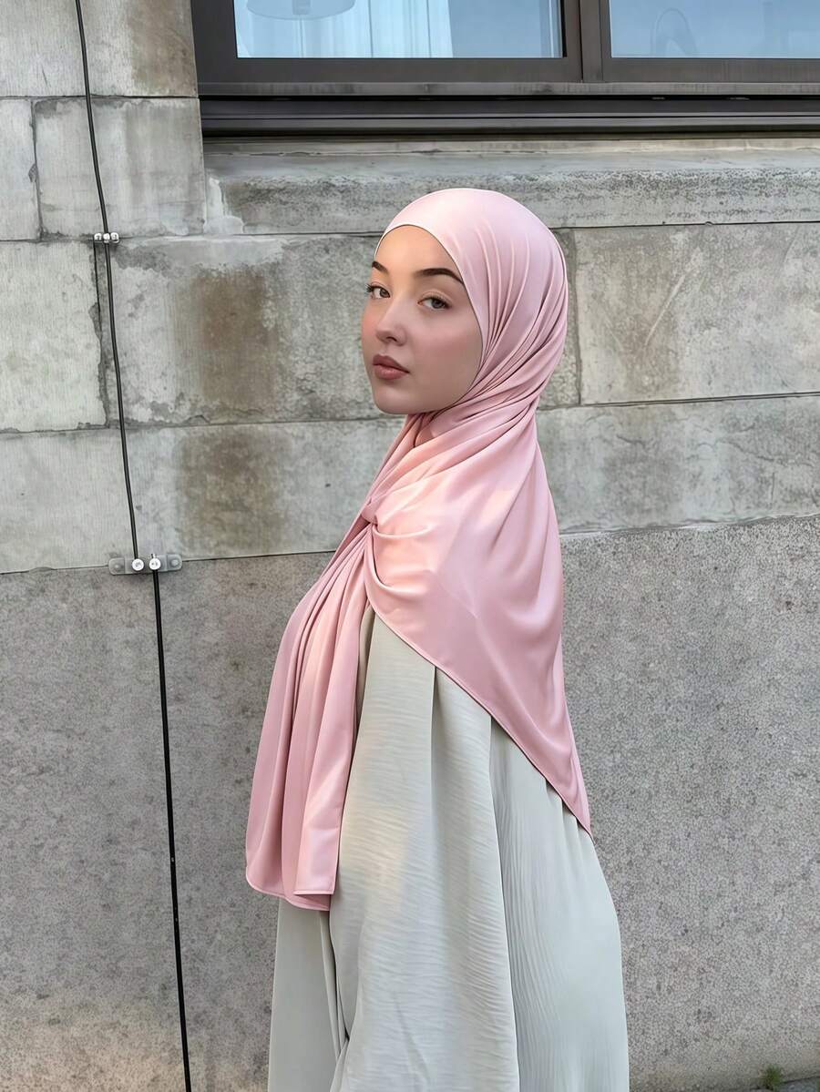 1件純色優雅柔軟女款莫代爾棉舒適百搭頭巾，適合日常配戴