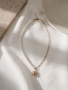 Hegaze 1pc Patchwork Faux Pearl Chain Rhinestone Sun Pendant Necklace, French Vintage Women's Vacation Style Collarbone Chain - Yellow Gold - View 4