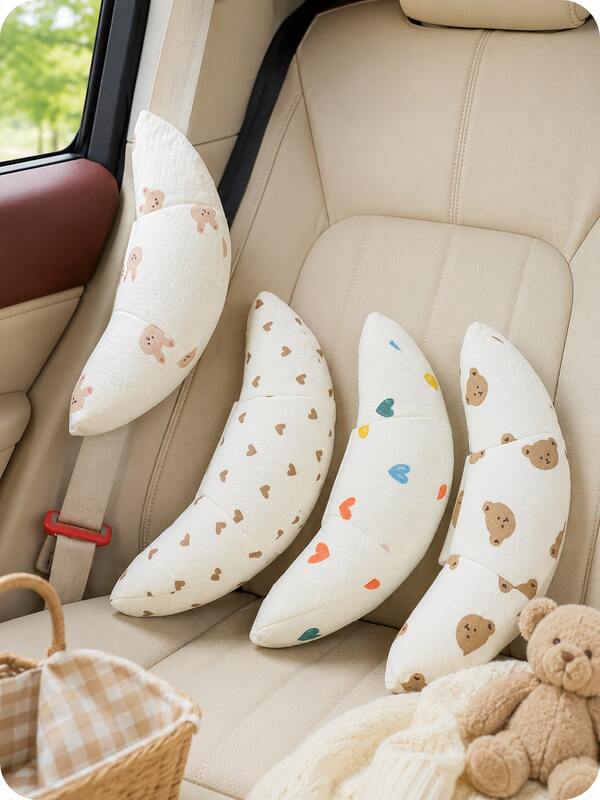 Bantal Penyangga Sabuk Pengaman Mobil, Bantalan Bahu Berbentuk Bulan, Bantal Penopang Leher Empuk, Penutup Sabuk Pengaman dengan Motif Kartun Hati, Beruang, dan Kelinci yang Lucu, Aksesori Interior Mobil Universal untuk Perjalanan Jauh, SUV, dan Sedan
