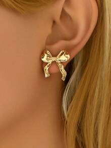1 Pair Fashionable Metal Bowknot Earrings, Daily Wear Valentines - Bow Gold - View 1