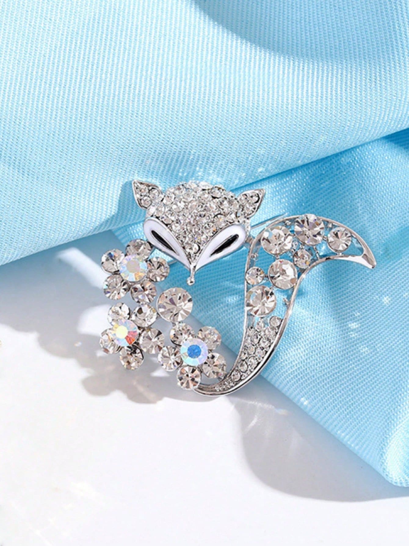 1pc Personalized Fashion Fox Shaped Brooch With Sparkling Rhinestones - Silver - View 1