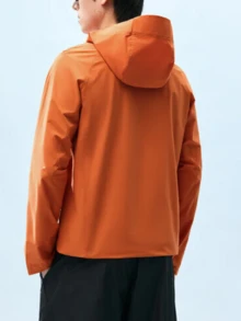 CAMEL CROWN 中性軟殼夾克，防風耐磨保暖撥水戶外外套，適用於登山與徒步，男女皆宜 - 氧化橙 - 查看 2
