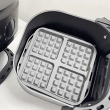 1/2 cái khuôn nướng bánh waffle vuông đa năng, khay nướng chống dính dễ vệ sinh, phù hợp cho hầu hết nồi chiên không dầu 4-7QT, tái sử dụng được, dùng cho bánh waffle kiểu Bỉ, socola, bánh pancake và trứng khối, thiết kế nhỏ gọn, dùng được với máy rửa bát, phụ kiện nhà bếp, dụng cụ nướng bánh cho bếp gia đình - Xem 12