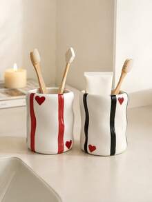 Cute Hand-Painted Red/Blue/Black Striped Resin Storage Box With Heart Decoration, Handmade Asymmetrical Wavy Texture, Multi-Purpose Bathroom And Desktop Organizer, Vanity Decor, Housewarming Gift - Heart Ripple Cup - View 8