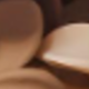 متعدد الألوان