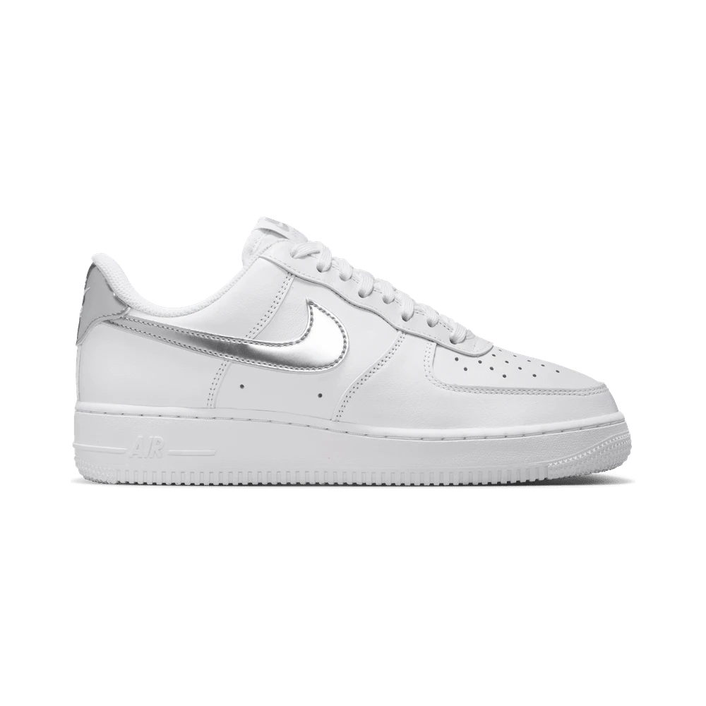 Nike Air Force 1 '07 SE White Metallic Silver - 白色 - 查看 1