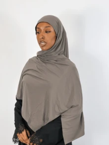 1 pieza Pañuelo minimalista clásico de unicolor casual con ribete para mujer, pañuelo de cabeza de tela de punto premium de rayón modal, pañuelo de cabeza estilo banda larga - Gris oscuro - Ver 2