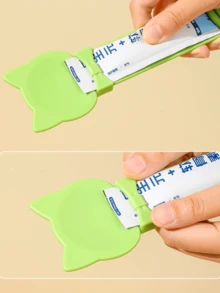 Multifunctional Cat Treat Feeding Spoon, Pet Snack Squeezer With Sealing Clip, Portable Cat Food Bag Snack Dispenser - Multicolor - View 8