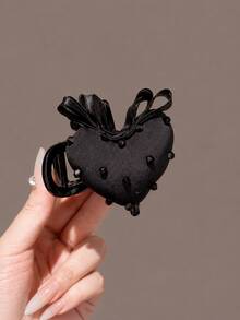 1pc Women's 8cm/3.15in Black Premium Strawberry Heart-Shaped Hair Claw Clip, Sweet & Elegant Hair Accessory For High Ponytail, Bun, Back Of Head Clip, Fashionable Versatile Hair Clip, Elegant Minimalist, Suitable For Daily, Casual, Party, Beach, Vacation, Hairstyle Design, Face/Hair Washing, Makeup, Clothing Accessory, Spring Hair Claw, Summer Hair Claw, Autumn Hair Claw, Winter Hair Claw, Halloween Hair Claw - Multicolor - View 1