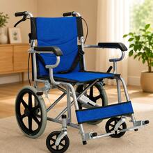 Silla de ruedas de traslado con reposabrazos acolchado para personas mayores, plegable y ligera, silla de ruedas portátil para ancianos, silla de rueda de viaje Soporta hasta 110 kg, Z-OR260C - Ver 3