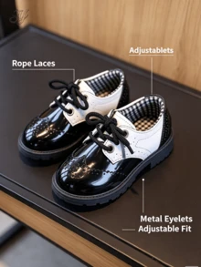 1 Pair British Patchwork Shiny Leather Children's Brogue Lace-Up Round Toe Thick Sole Formal Shoes, School Uniform Performance Shoes, Unisex - Black and White - View 1