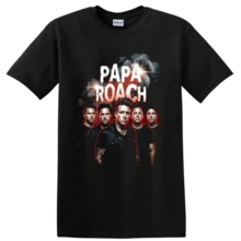 Papa Roach Rock Music Band Portrait Graphic T Shirt W/ Distressed Red Art Tee - 黑色的 - 查看 1