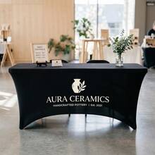 客製化 Logo 桌布 4呎 6呎 8呎，個性化貼身展覽桌套，品牌展示攤位布，適用於商務會議、手工市集、農夫市集與快閃店 - 彩色 - 查看 3