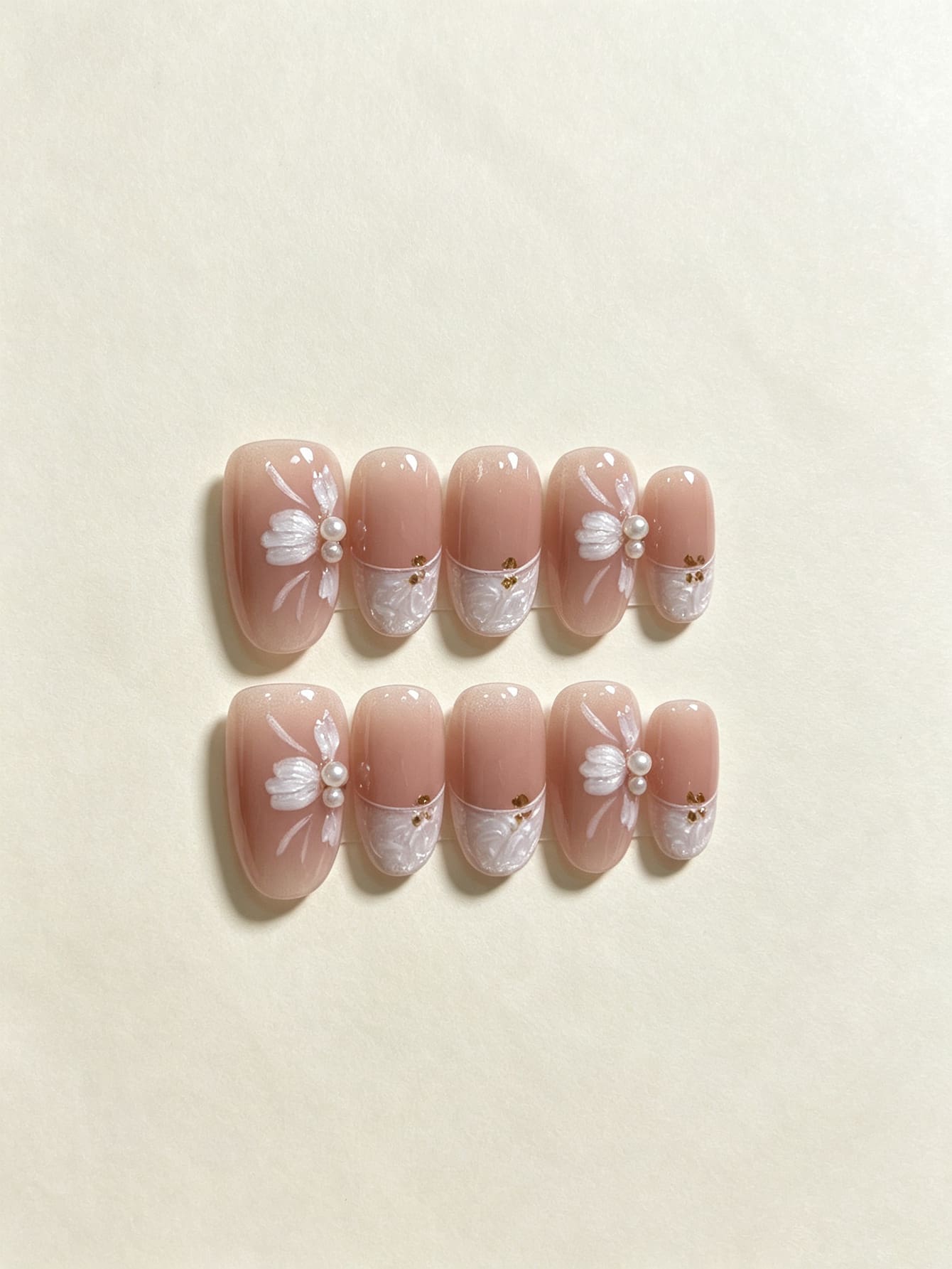 10pcs Handmade Nude French Manicure Nail Tips, 3D Bow Pearl Gold Foil Design Short Reusable Fake Nails, Suitable For Women - Multicolor - View 1