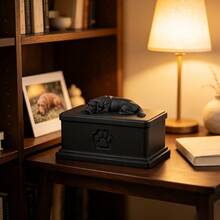 Dog Pet Urn, 3D Embossed Sleeping Dog Design, Side Carved Paw Print Pattern, Can Store Pet Fur And Ashes, Commemorate Deceased Pets. Dust-Proof Box, Exquisite Craftsmanship With High-End Texture, Place In Home To Express Longing, Suitable For Dog Memorial, Gently Preserve Pet Memories, Home Pet Memorial Funeral Storage Decor - Black - View 5