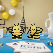 20个蜜蜂图案小礼品袋，带提手，适合用作派对回礼、蜜蜂主题纸袋、蜜蜂主题派对装饰、糖果袋，也适用于生日、婚礼派对用品。 - 彩色 - 查看 8