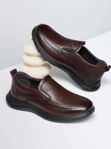 CAMEL CROWN Men's Outdoor Shoes Soft & Comfortable Height-Increasing Wide Toe Slip-On Business Casual Leather Shoes - Brown - View 1