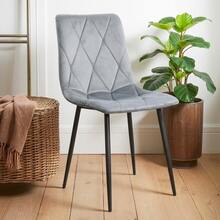 1pc Grey Velvet Dining Chair, Upholstered Easy-Clean Chair With Padded Seat, Ergonomic Backrest & Black Metal Legs, 120 Kg Capacity, For Dining Room, Kitchen & Living Room - Light Grey - View 5