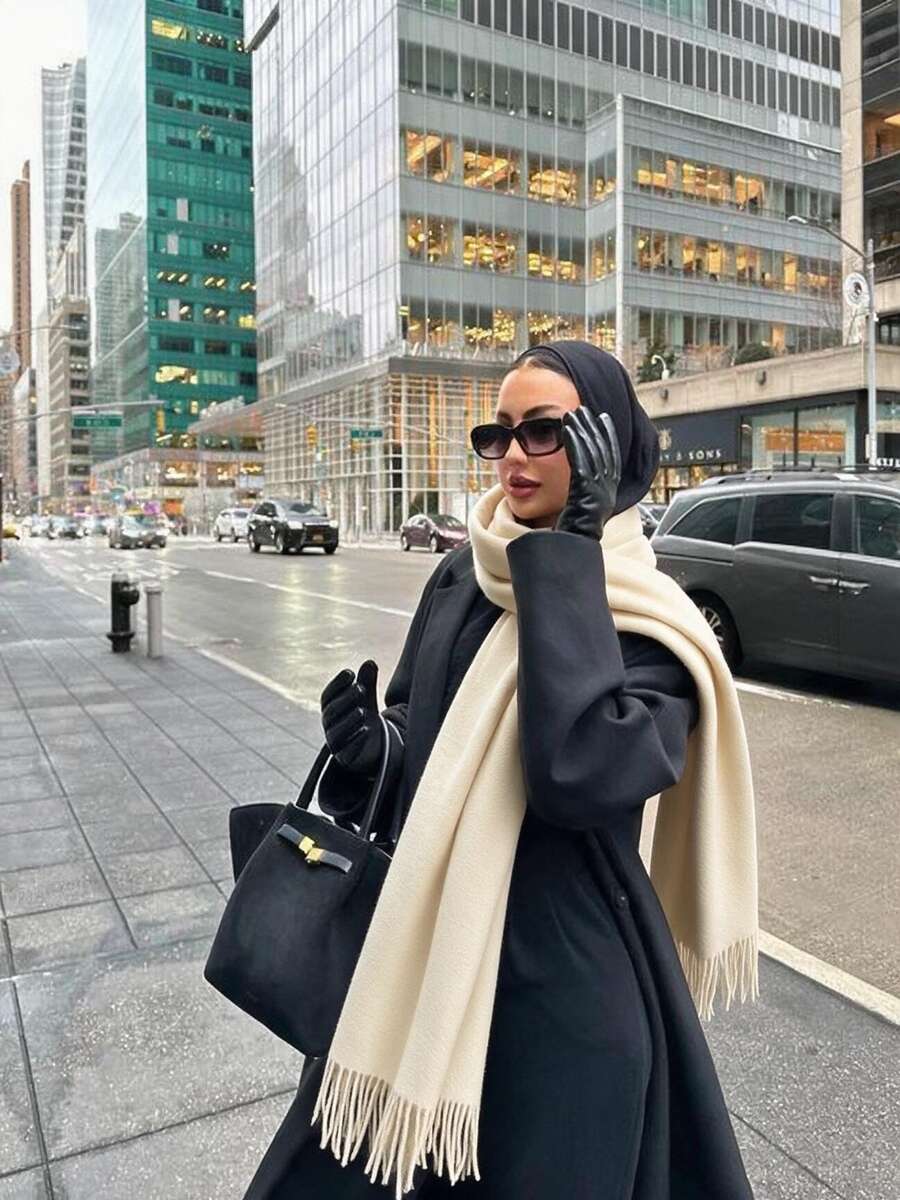 1件女款純色仿羊絨大圍巾,柔軟保暖,適合日常休閒穿搭 - 米色 - 查看 1