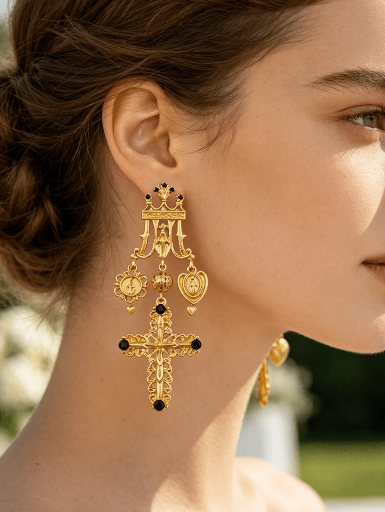 1 Pair Exaggerated Metal Style Flower Tassel Earrings, Luxury High-End Niche Design Stud Earrings For Women - Gold - View 1