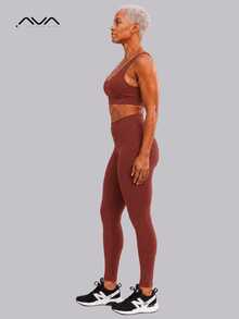 Conjunto Feminino Academia Top U e Calça Canelada Com Forro Cós Alto Suplex Poliamida AVA Fitness - Marrom - Visão 4