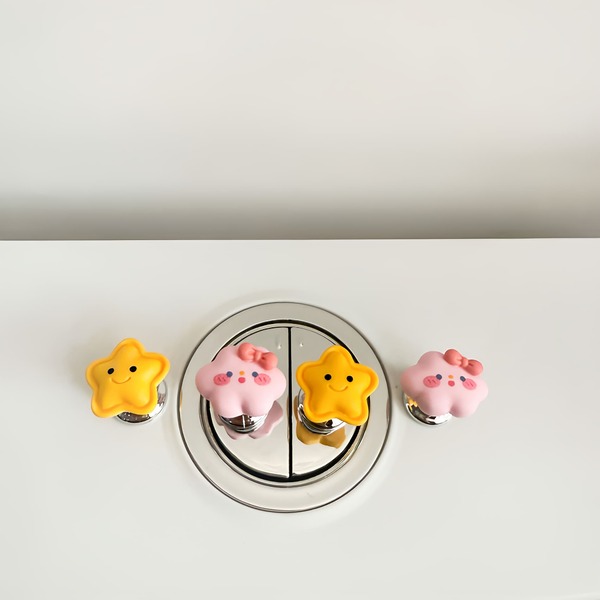 2 Pairs/Cartoon Smiling Face Star Toilet Flush Button Pressers, Long Nail Toilet Tank Pressing Aid, Suitable For Dorm, Hotel, Home Bathroom Use, Perfect Gift For Girls On Halloween, Christmas, Back To School, Birthday, Valentine's Day (Mixed Set Randomly Sent)