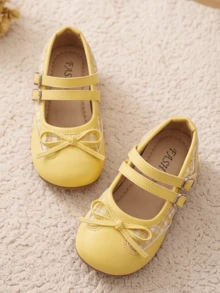 Comfort Online 3-12 Years Old Yellow & White Plaid Children's Mary Jane Shoes . Double Strap Casual Shoes . Vintage Girls' Flat Shoes . Sweet Children's Shoes | Bright Yellow Versatile & Outstanding, Double Strap Design Secure & Anti-Slip . Pastoral Girl Style | Family Gatherings, Spring Outdoor Photos, Spring & Autumn Outings, Comfortable & Easy To Walk Without Fatigue - Yellow - View 6