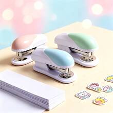 1 buah Stapler Macaron Warna-warni, Stapler Hemat Tenaga untuk Meja Kantor dan Rumah, Mesin Penjilid Dokumen Ujian Siswa, Perlengkapan Kantor Minimalis dengan Pilihan Warna Beragam yang Sangat Menarik - stapler - View 5