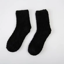 3 Pairs Women's Coral Fleece Mid-Calf Socks, Thickened Fleece Lined Home Sleep Socks, Soft Fluffy Warm Floor Socks, Black White Grey Solid Color Minimalist Half-Fleece Maternity Socks, Dorm Home Non-Slip Warm Feet Socks, Winter Cold-Proof Skin-Friendly Fuzzy Socks - Multicolor - View 4