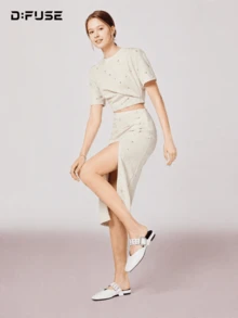 D:FUSE Sandal Selop Wanita dengan Hiasan Gesper Logam Berpaku Keling, Warna Polos, Ujung Persegi, Hak Rendah, Gaya Wanita Kantoran, Kencan Sehari-hari di Musim Panas, Kulit Asli Putih - Putih - View 3
