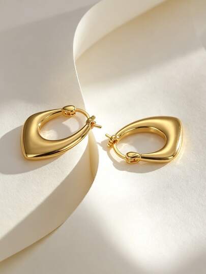 Charm-In 18K Gold Plated Copper Geometric Teardrop Huggie Hoop Earrings, Polished Smooth Triangle Hoops, Minimalist Daily Statement Earrings For Women