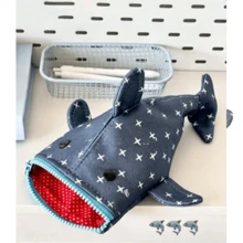 1pc Shark Pencil Case, Large Capacity, Thickened Shark Pencil Case, Funny Animal Stationery Storage Bag, Pencil Box Pen Holder - W - View 1