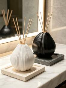 1pc Pear-Shaped Reed Diffuser Empty Bottle, Vertical Striped Texture Fragrance Refill Container, Minimalist Fragrance Vase, Bathroom Countertop, Bedroom Vanity, Living Room Shelf, Spa Table Decor, Home Atmosphere Decoration - Multicolor - View 1