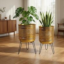 2pcs Classic Hollow Iron Flower Pot Set, Exquisite Design, Suitable For Home Balcony And Yard Decorative Flower Pot Group. Tripod Design Provides Stable Support For Flower Pots. Gardening Gift, Home Decor - Tripod Plant Stand - View 7