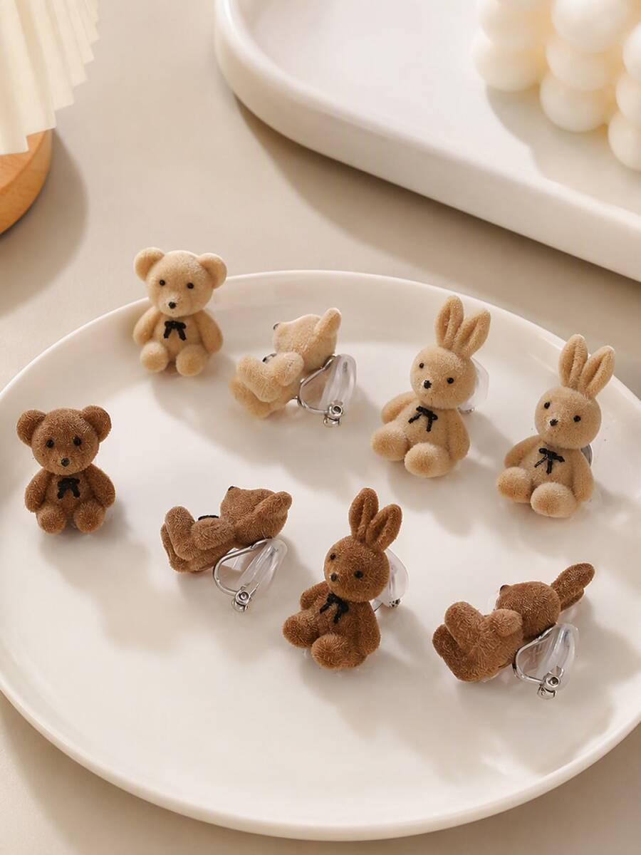 1 Pair Girls Cute Academy Style Sweet Cute Ear Clips, Teenager Earrings Flocked 3D Rabbit And Bear Studs, Autumn/Winter Fuzzy Feel No-Piercing Ear Clips And Studs - Khaki - View 1