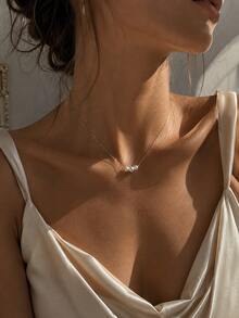 Hegaze 1pc Minimalist 3-Pearl Faux Pearl Thin Chain Collarbone Necklace, Light Luxury Gentle Style Commute Small Pearl Pendant Delicate Versatile Necklace - Yellow Gold - View 2
