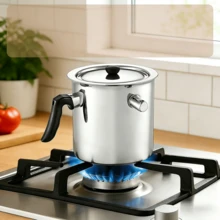 1.5L Stainless Steel Milk Pot With Whistle, Whistling Alert Design Upon Boiling, Heat‑Resistant Comfortable Handle, Flat Bottom Compatible With Gas Stoves And Induction Cooktops, Suitable For Heating Milk, Coffee, Soup And Other Ingredients - View 2